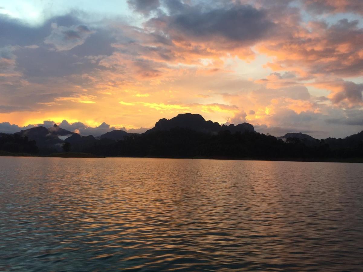 Khao Sok Inn Hostel Khao Sok National Park Екстериор снимка
