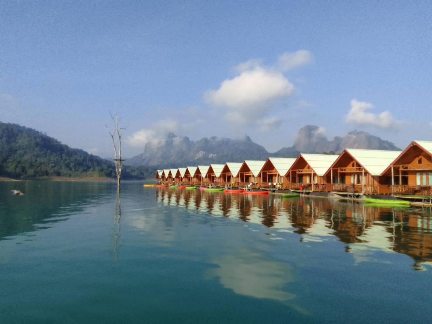 Khao Sok Inn Hostel Khao Sok National Park Екстериор снимка